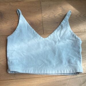 brandy melville cropped baby blue tank top